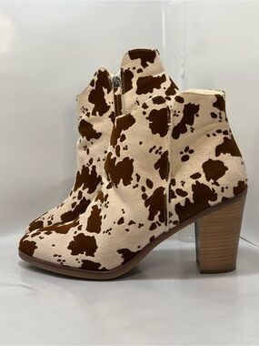 Maurices Cow Print Ankle Boots Women 11M Western Cowgirl Block Heel Faux Suede